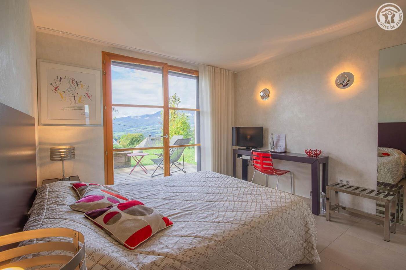 Les Perrelles Bed & Breakfast Bellecombe-en-Beauges Exterior photo